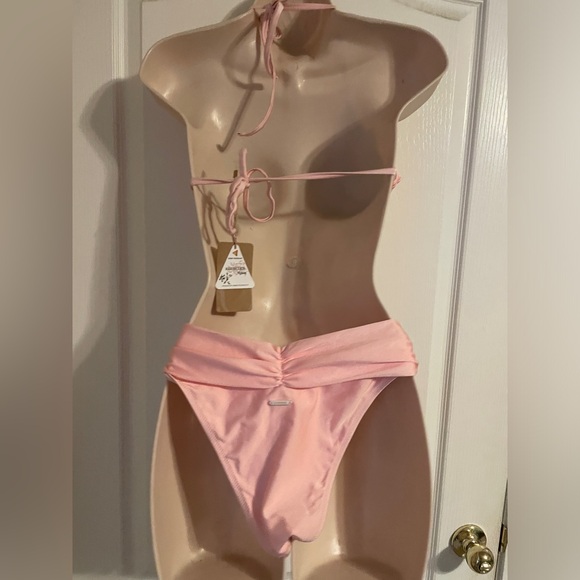 NWT Berlook Shimmer Light Pink Bikini Set S Beach Travel Resort Vacation - Picture 4 of 9